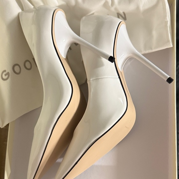 Good American Cream Pointed Heels - Picture 2 of 4